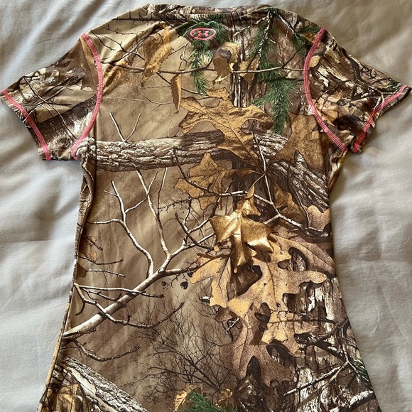 Under Armour tee - Picture 2 of 2